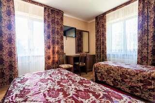 Гостиница Турбаза Горная Каменномостский Стандартный двухместный номер с 1 кроватью или 2 отдельными кроватями-1