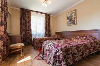 Гостиница Турбаза Горная Каменномостский Стандартный двухместный номер с 1 кроватью или 2 отдельными кроватями-7